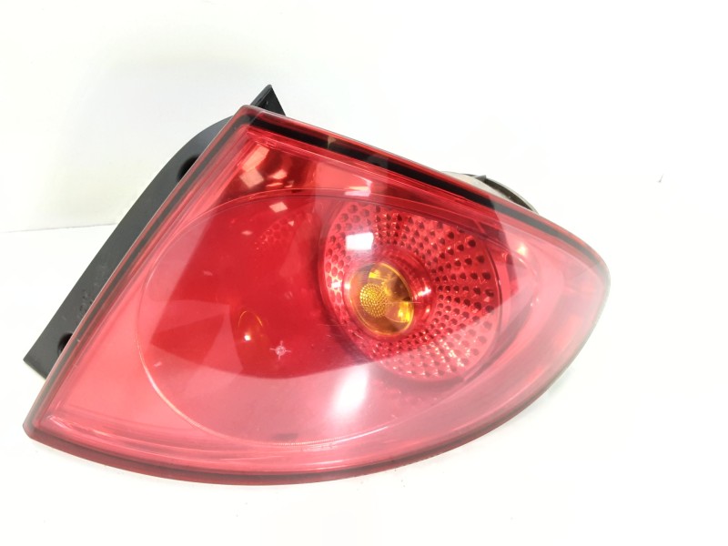 Recambio de piloto trasero derecho para seat toledo (5p2) exclusive referencia OEM IAM 5P5945096B  