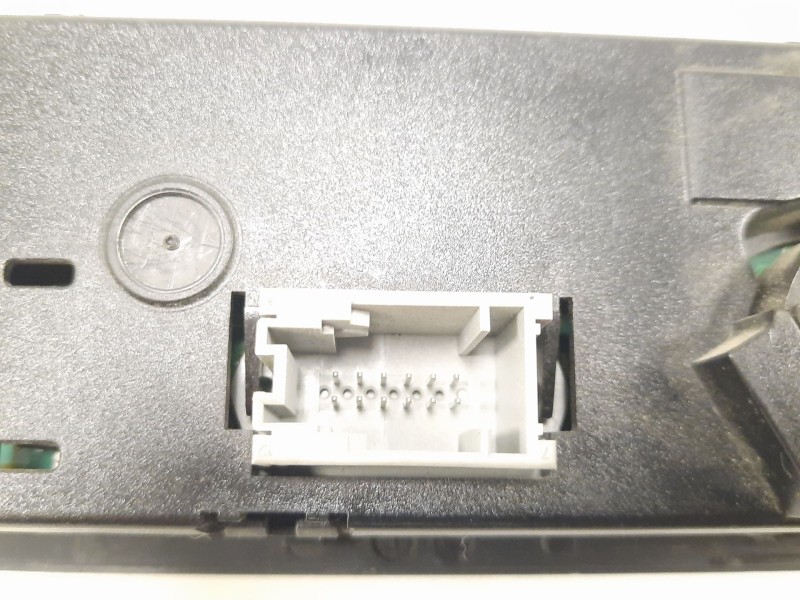 Recambio de mando climatizador para bmw serie 1 coupe (e82) 120d referencia OEM IAM 6411919926004 090319174 A2C53367882