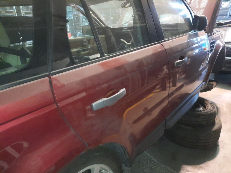 Recambio de puerta trasera derecha para land rover range rover sport i (l320) 2.7 d 4x4 referencia OEM IAM   
