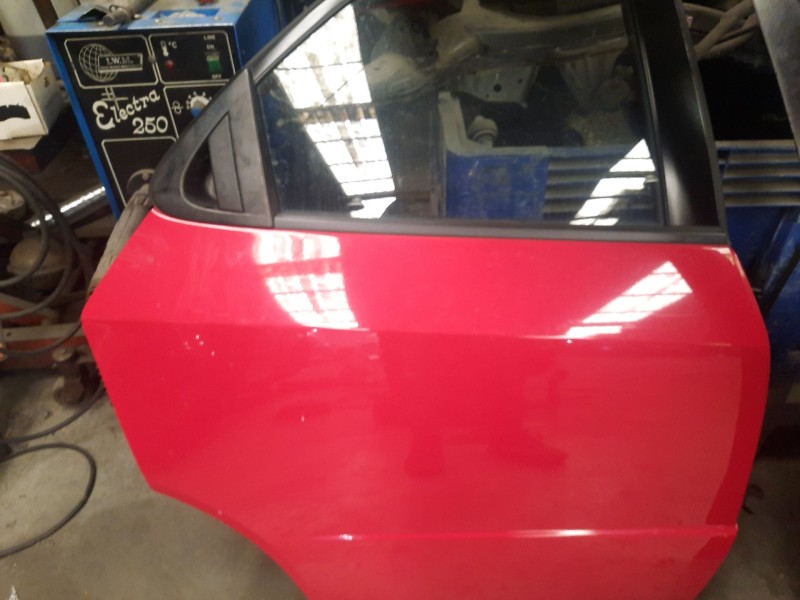 Recambio de puerta trasera derecha para honda civic viii hatchback (fn, fk) 1.8 (fn1, fk2) referencia OEM IAM   