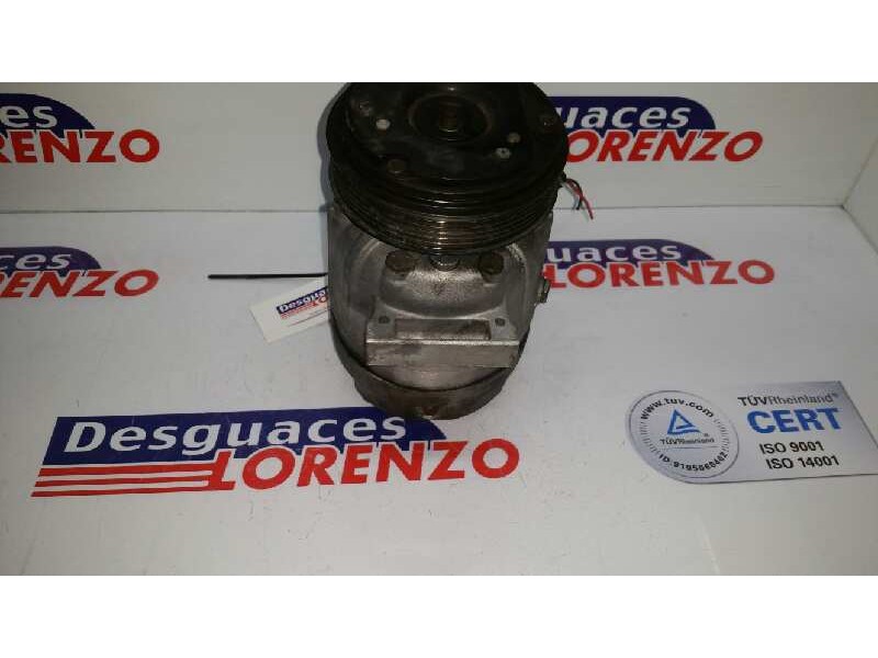 Recambio de compresor aire acondicionado para renault megane i fase 2 classic (la..) 1.9 dci dynamique referencia OEM IAM 770010