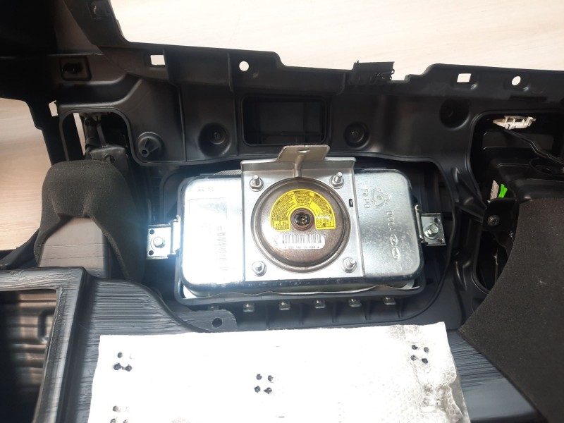 Recambio de kit airbag para kia venga emotion referencia OEM IAM 4GDX1C3SDRH 888801P000EQ 888701P100LQ