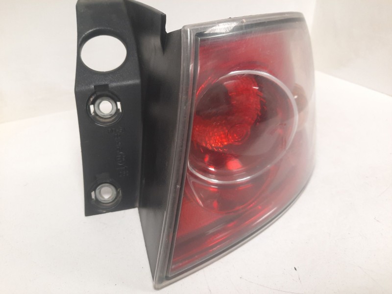 Recambio de piloto trasero derecho para seat ibiza (6l1) 1.9 tdi referencia OEM IAM  9195 