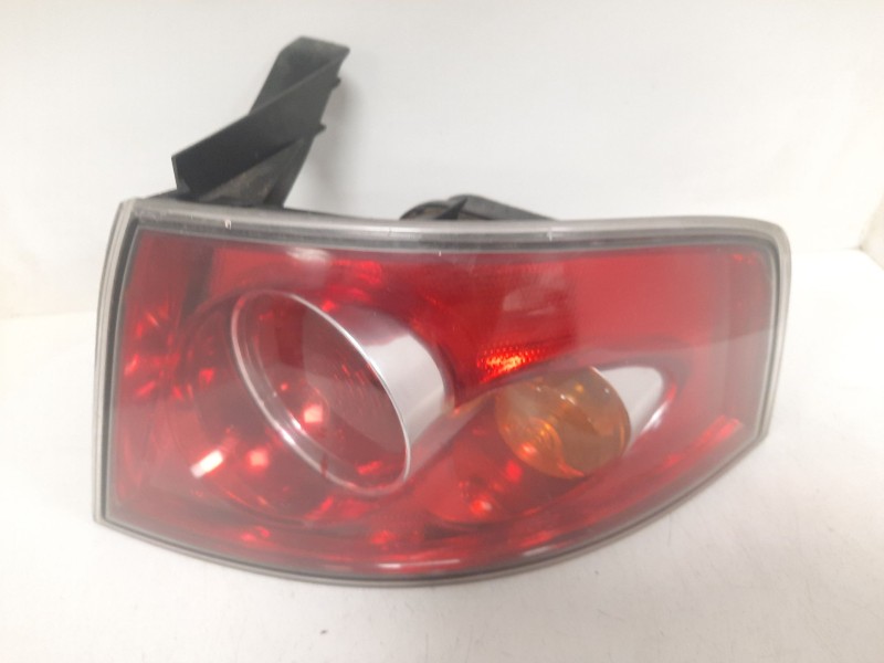 Recambio de piloto trasero derecho para seat ibiza (6l1) 1.9 tdi referencia OEM IAM  9195 