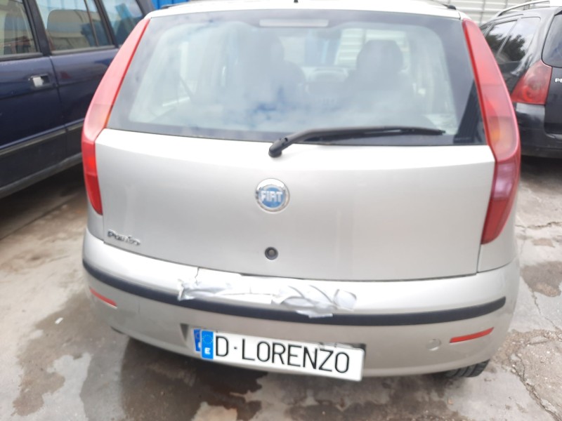 fiat punto (188_) del año 2005