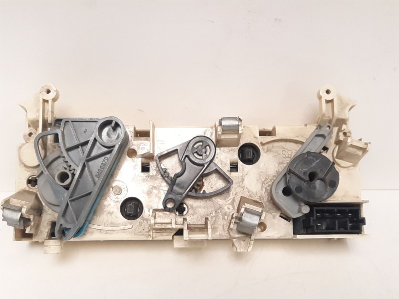 Recambio de mando calefaccion / aire acondicionado para citroën berlingo 1.9 diesel referencia OEM IAM 654985L 8409 