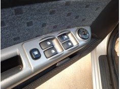 Recambio de mando elevalunas delantero izquierdo para hyundai getz (tb) 1.5 crdi gls referencia OEM IAM   