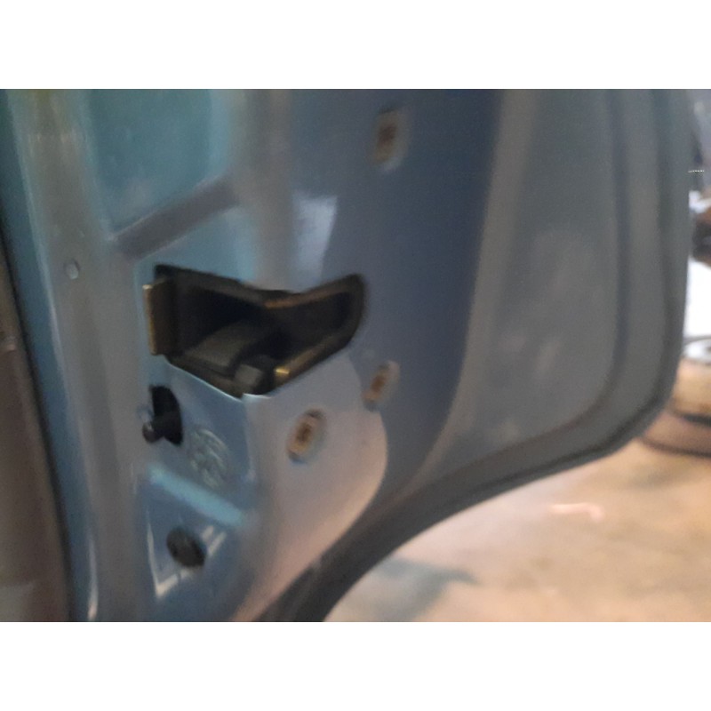 Recambio de cerradura puerta trasera izquierda para citroën c3 i (fc_, fn_) 1.4 hdi referencia OEM IAM   