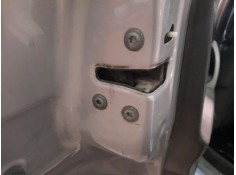 Recambio de cerradura puerta trasera izquierda para peugeot 107 (pm_, pn_) 1.0 referencia OEM IAM
