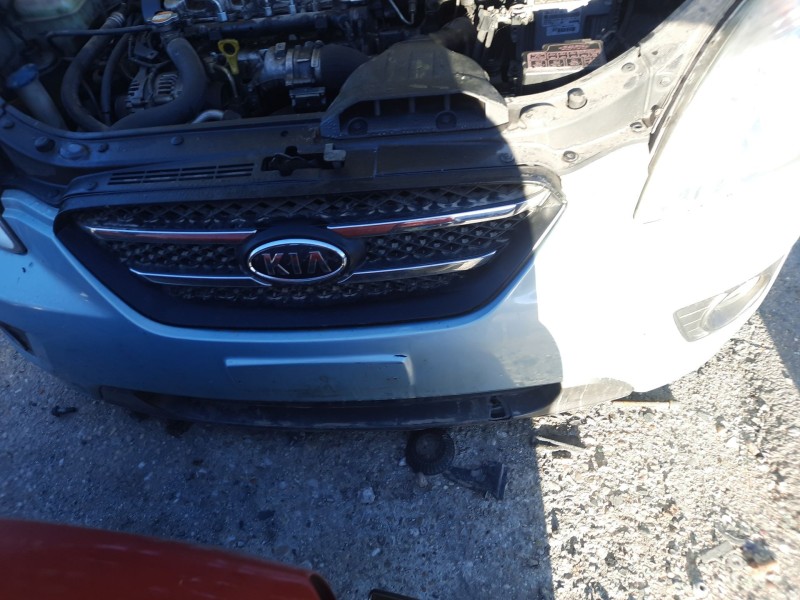 Recambio de paragolpes delantero para kia carens iii monospace (un) 2.0 crdi 140 referencia OEM IAM   