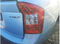 Recambio de piloto trasero derecho para kia carens iii monospace (un) 2.0 crdi 140 referencia OEM IAM   