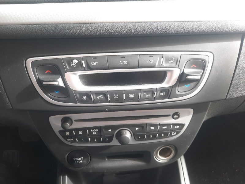 Recambio de mando climatizador para renault megane iii grandtour (kz0/1) 1.9 dci (kz0j, kz0n, kz1s) referencia OEM IAM   