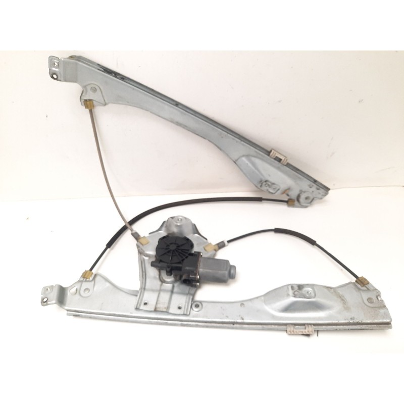Recambio de elevalunas delantero derecho para renault clio iii (br0/1, cr0/1) 1.5 dci (c/br0g, c/br1g) referencia OEM IAM   