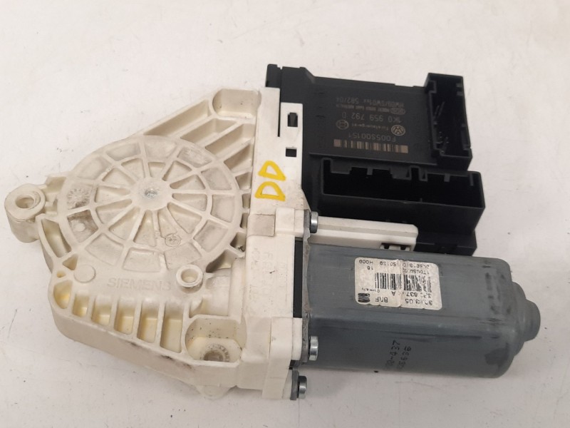 Recambio de motor elevalunas delantero derecho para seat altea (5p1) 1.9 tdi referencia OEM IAM 1k0959792D F005S00151 