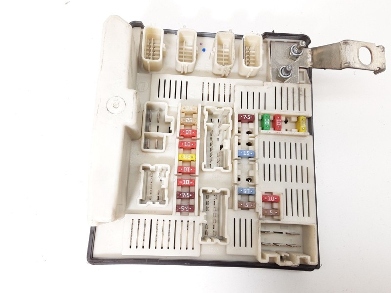 Recambio de caja reles / fusibles para renault megane ii (bm0/1_, cm0/1_) 1.5 dci (bm1e, cm1e) referencia OEM IAM 8200481866G 51
