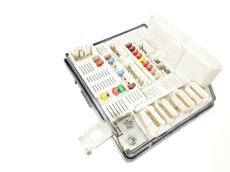 Recambio de caja reles / fusibles para renault megane ii (bm0/1_, cm0/1_) 1.5 dci (bm1e, cm1e) referencia OEM IAM 8200481866G 51