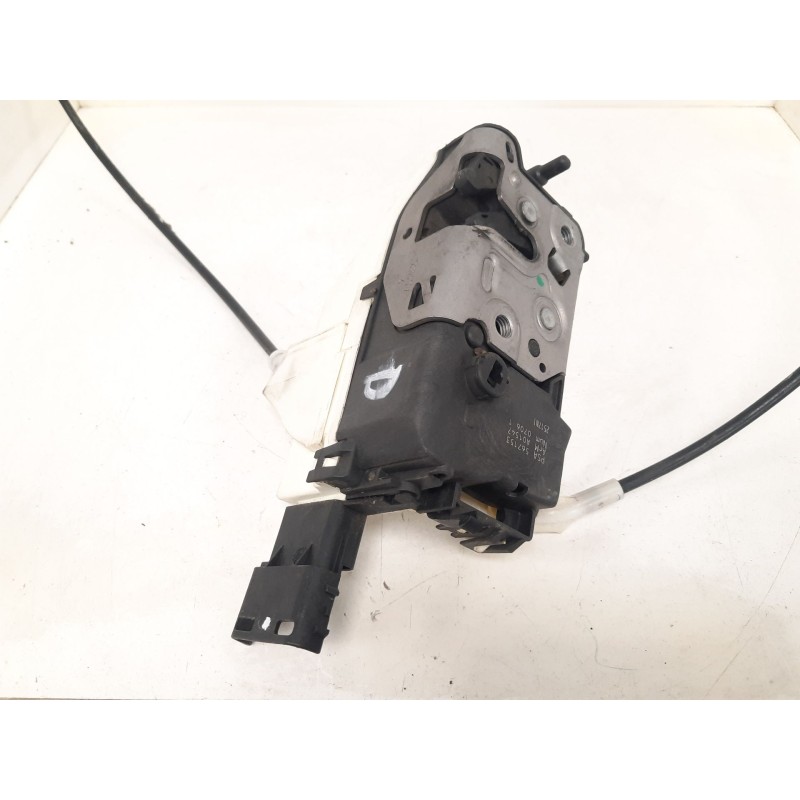 Recambio de cerradura puerta delantera derecha para peugeot 308 i (4a_, 4c_) 2.0 hdi referencia OEM IAM 567153 A01547 