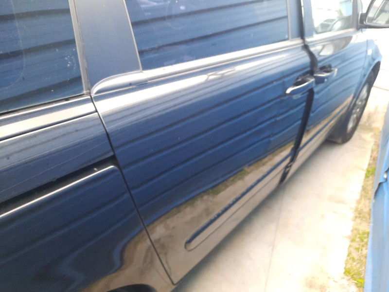 Recambio de puerta trasera derecha para kia carnival / grand carnival iii (vq) 2.9 crdi referencia OEM IAM   