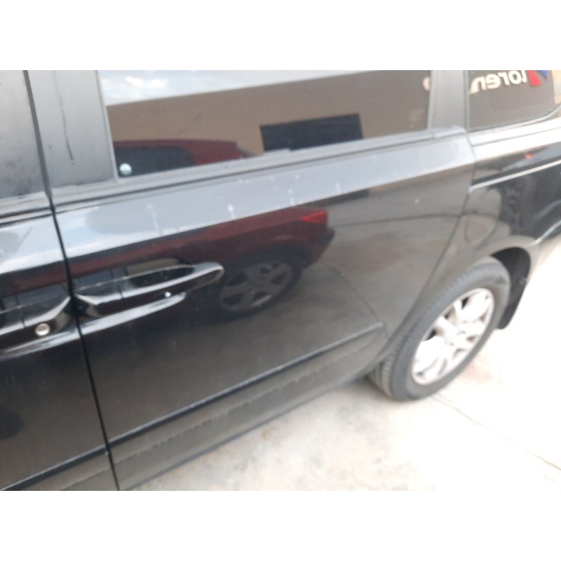 Recambio de puerta trasera izquierda para kia carnival / grand carnival iii (vq) 2.9 crdi referencia OEM IAM   