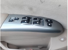 Recambio de mando elevalunas delantero izquierdo para kia carnival / grand carnival iii (vq) 2.9 crdi referencia OEM IAM   