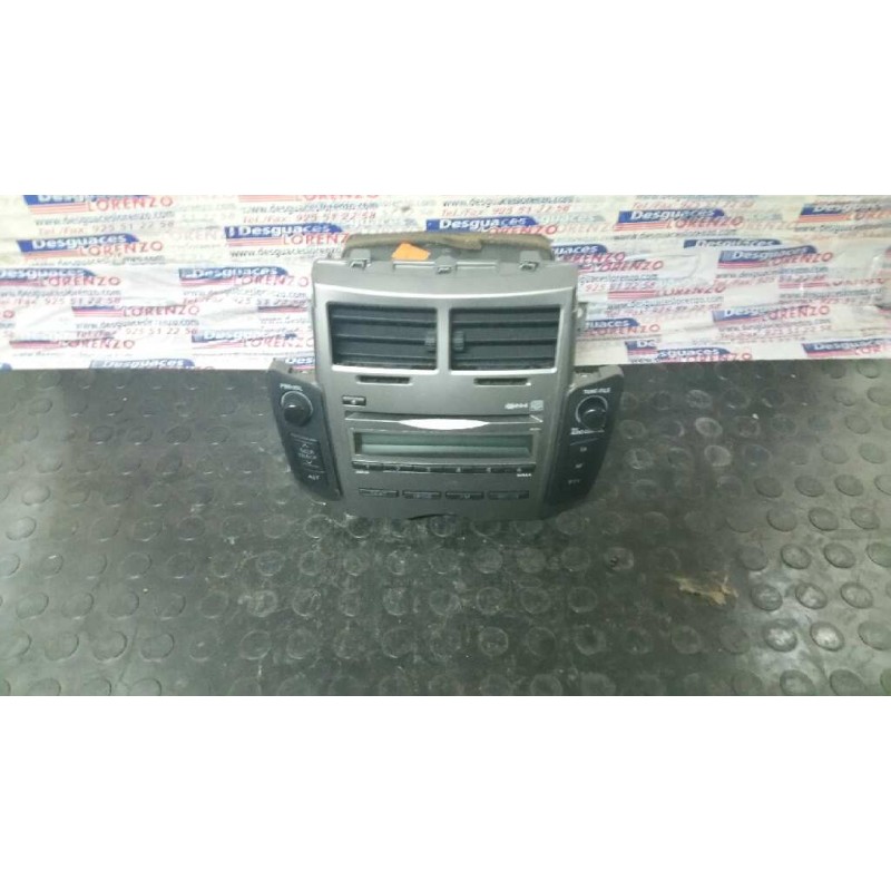 Recambio de sistema audio / radio cd para toyota yaris live referencia OEM IAM 861200D510  