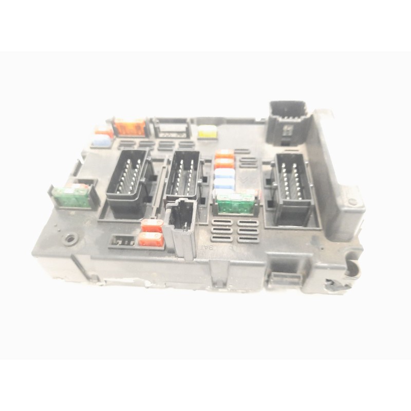 Recambio de caja reles / fusibles para peugeot 307 break (3e) 1.6 hdi 110 referencia OEM IAM 9667608880 BSMB2 
