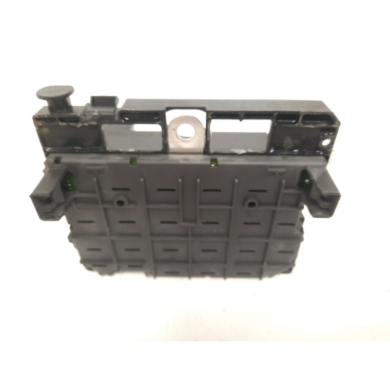 Recambio de caja reles / fusibles para peugeot 307 break (3e) 1.6 hdi 110 referencia OEM IAM 9667608880 BSMB2 