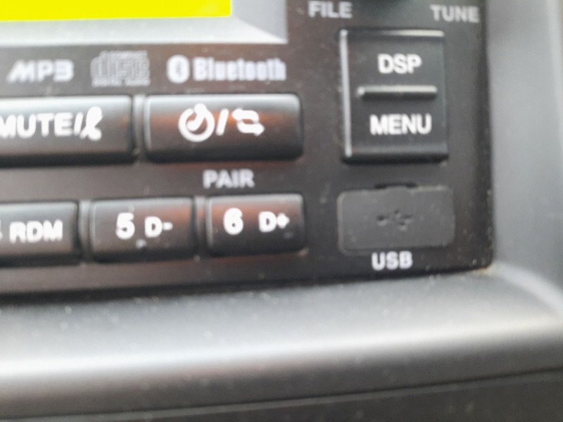 Recambio de sistema audio / radio cd para kia carnival / grand carnival iii (vq) 2.9 crdi referencia OEM IAM   