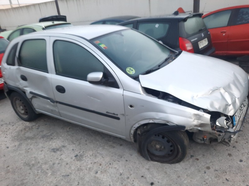 opel corsa c (x01) del año 2001 opel corsa c (x01) del año 2001