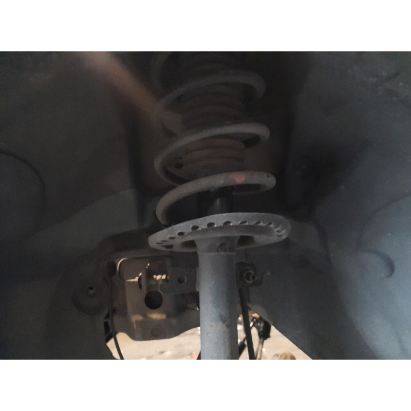 Recambio de amortiguador delantero izquierdo para renault kangoo express (fw0/1_) 1.5 dci 70 (fw0a, kw0v) referencia OEM IAM   