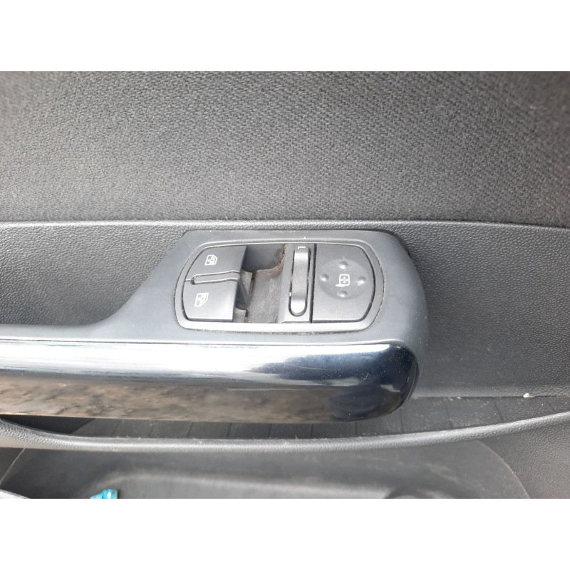 Recambio de mando elevalunas delantero izquierdo para opel corsa d (s07) 1.3 cdti (l08, l68) referencia OEM IAM   