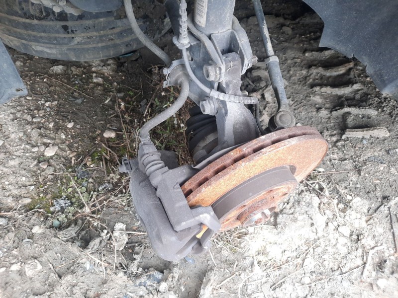 Recambio de mangueta delantera izquierda para opel corsa d (s07) 1.3 cdti (l08, l68) referencia OEM IAM   