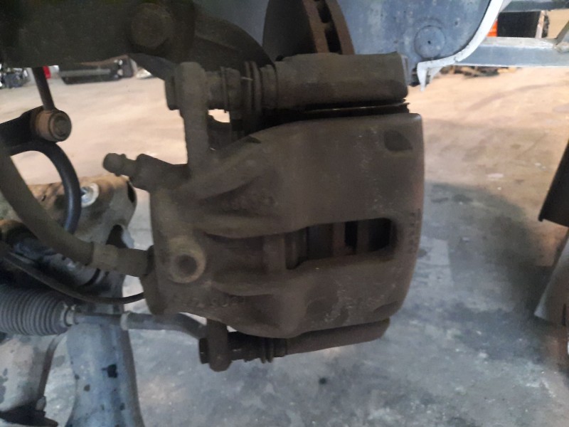 Recambio de pinza freno delantera izquierda para renault kangoo express (fw0/1_) 1.5 dci 70 (fw0a, kw0v) referencia OEM IAM   