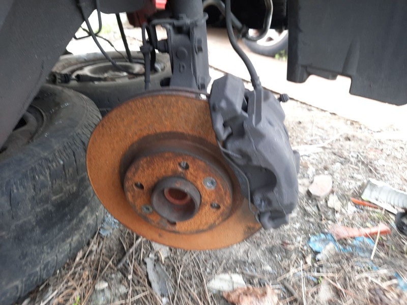 Recambio de mangueta delantera derecha para dacia logan mcv (ks_) 1.5 dci (ks0w) referencia OEM IAM   