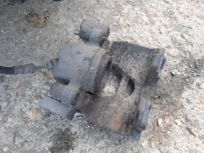 Recambio de pinza freno delantera izquierda para renault laguna coupe gt referencia OEM IAM 410110001R  