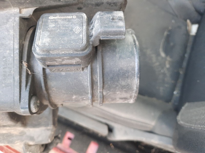 Recambio de caudalimetro para renault megane iii coupé-cabrio floride referencia OEM IAM 8200682558  
