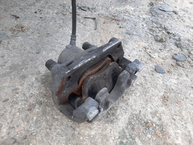 Recambio de pinza freno delantera derecha para renault megane iii coupé-cabrio floride referencia OEM IAM 410010303R  