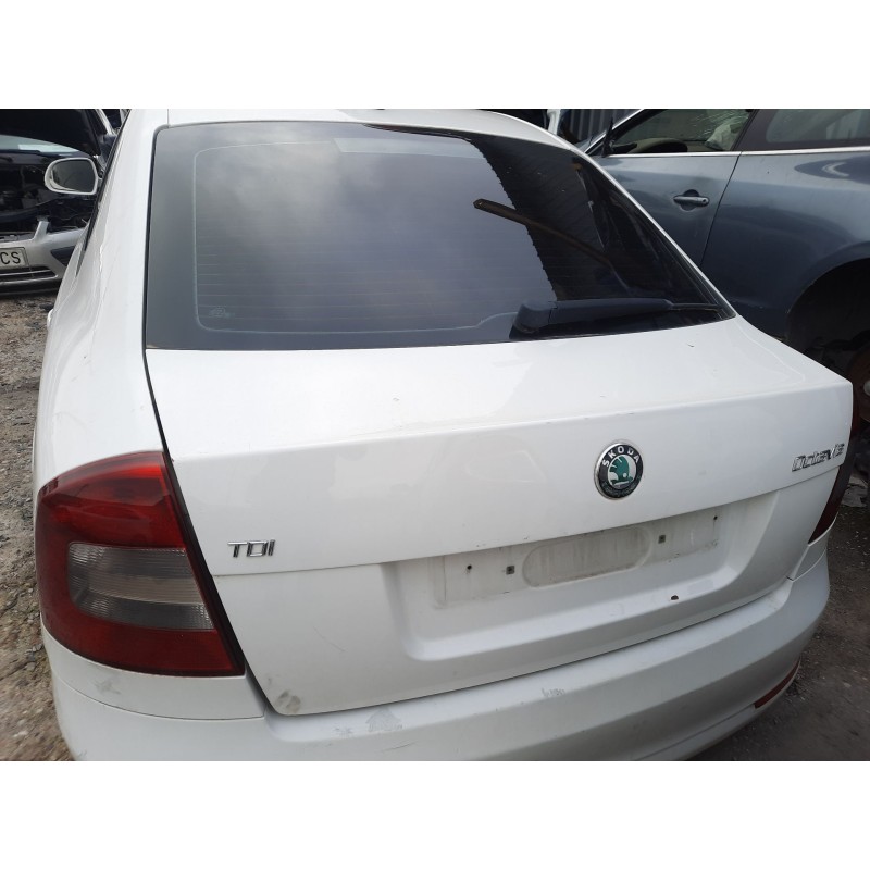 Recambio de porton trasero para skoda octavia ii (1z3) 1.6 tdi referencia OEM IAM   