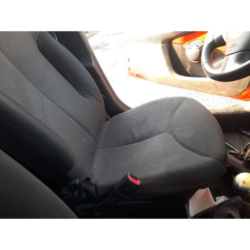 Recambio de asiento delantero izquierdo para toyota aygo (kgb/wnb) city referencia OEM IAM   