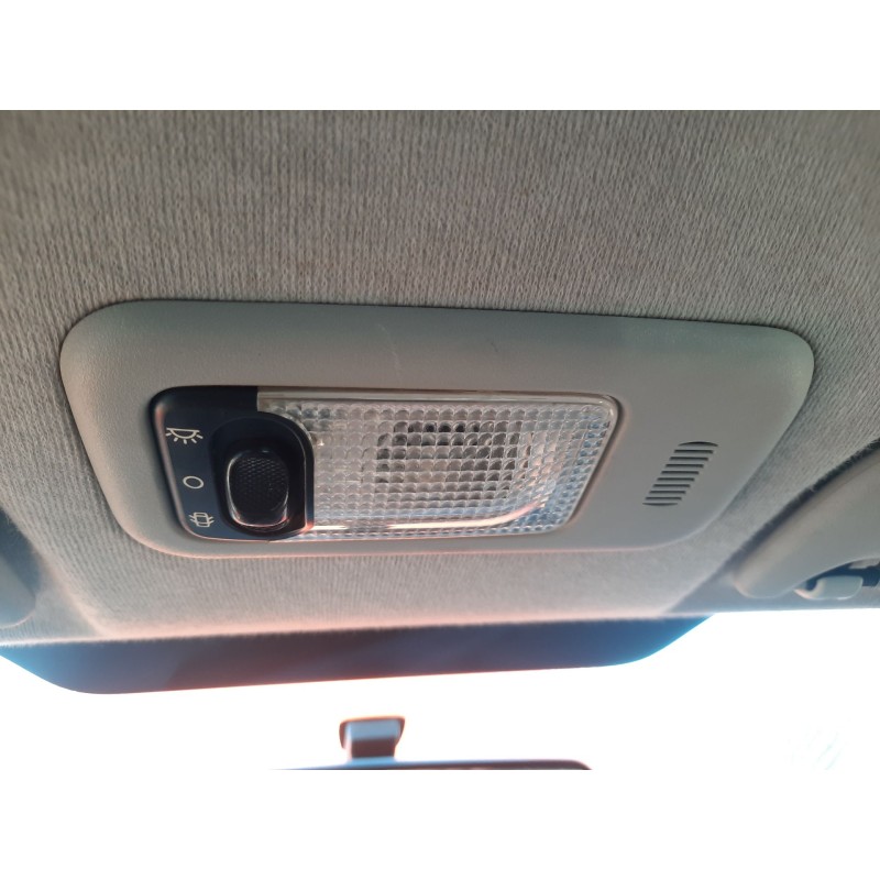 Recambio de luz interior para toyota aygo (kgb/wnb) city referencia OEM IAM   