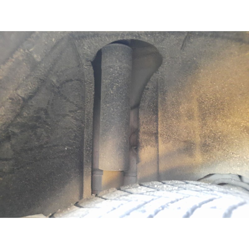 Recambio de amortiguador trasero derecho para ford fiesta vi (cb1, ccn) 1.4 tdci referencia OEM IAM   