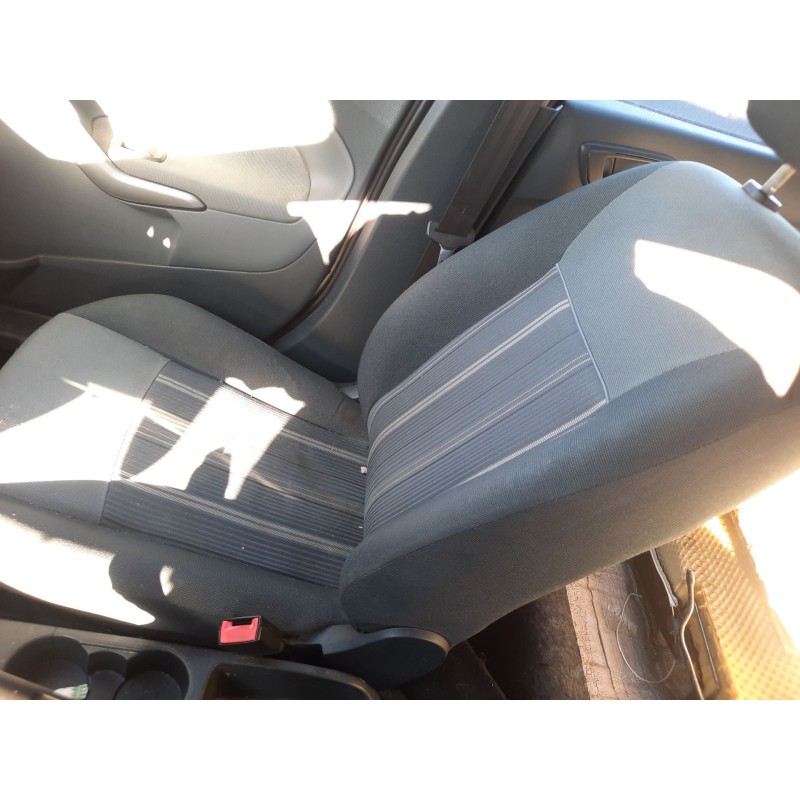 Recambio de asiento delantero derecho para ford fiesta vi (cb1, ccn) 1.4 tdci referencia OEM IAM   