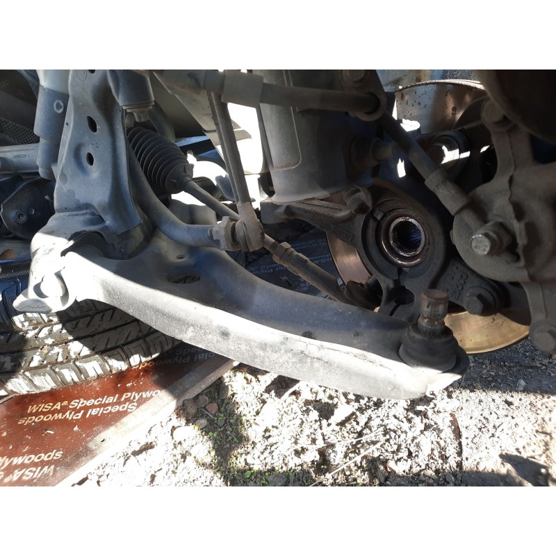Recambio de brazo suspension inferior delantero izquierdo para ford fiesta vi (cb1, ccn) 1.4 tdci referencia OEM IAM   