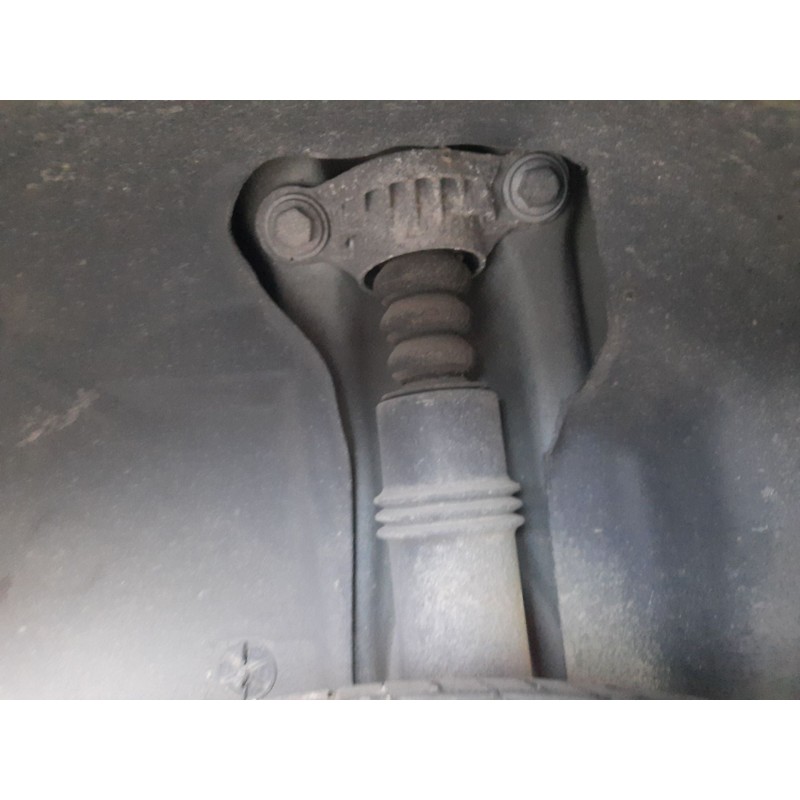 Recambio de amortiguador trasero izquierdo para peugeot 308 i (4a_, 4c_) 1.6 hdi referencia OEM IAM   