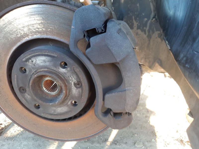 Recambio de pinza freno delantera derecha para peugeot 308 i (4a_, 4c_) 1.6 hdi referencia OEM IAM    Recambio de pinza freno delantera derecha para peugeot 308 i (4a_, 4c_) 1.6 hdi referencia OEM IAM