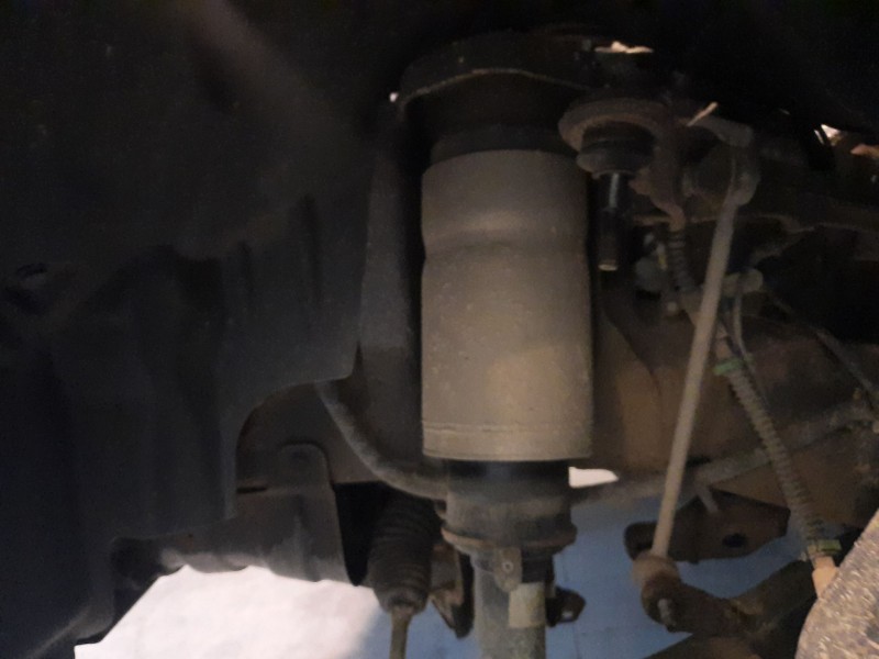 Recambio de amortiguador delantero izquierdo para land rover range rover sport i (l320) 2.7 d 4x4 referencia OEM IAM   