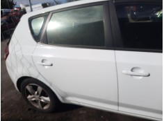 Recambio de puerta trasera derecha para kia cee´d hatchback (ed) 1.6 crdi 115 referencia OEM IAM 770041H000  