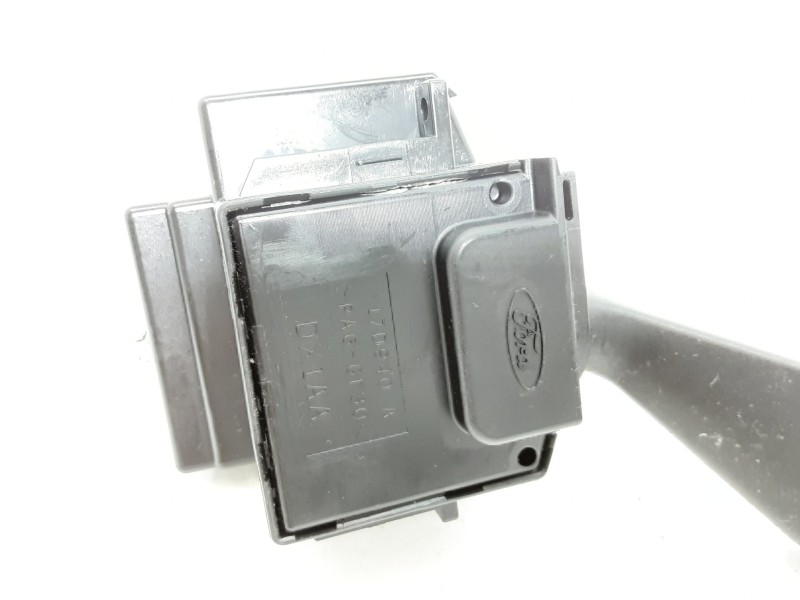 Recambio de mando intermitentes para ford focus berlina (cap) ambiente (d) referencia OEM IAM 17D940A  