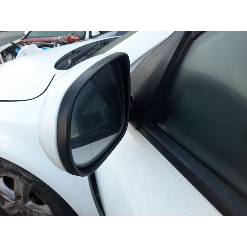 Recambio de retrovisor izquierdo para kia cee´d hatchback (ed) 1.6 crdi 115 referencia OEM IAM   