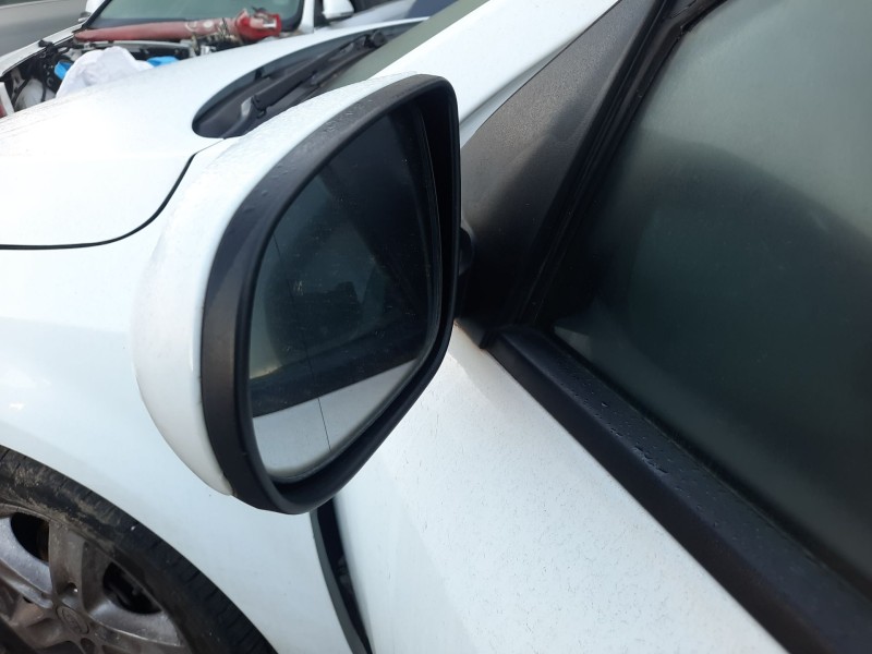 Recambio de retrovisor izquierdo para kia cee´d hatchback (ed) 1.6 crdi 115 referencia OEM IAM   